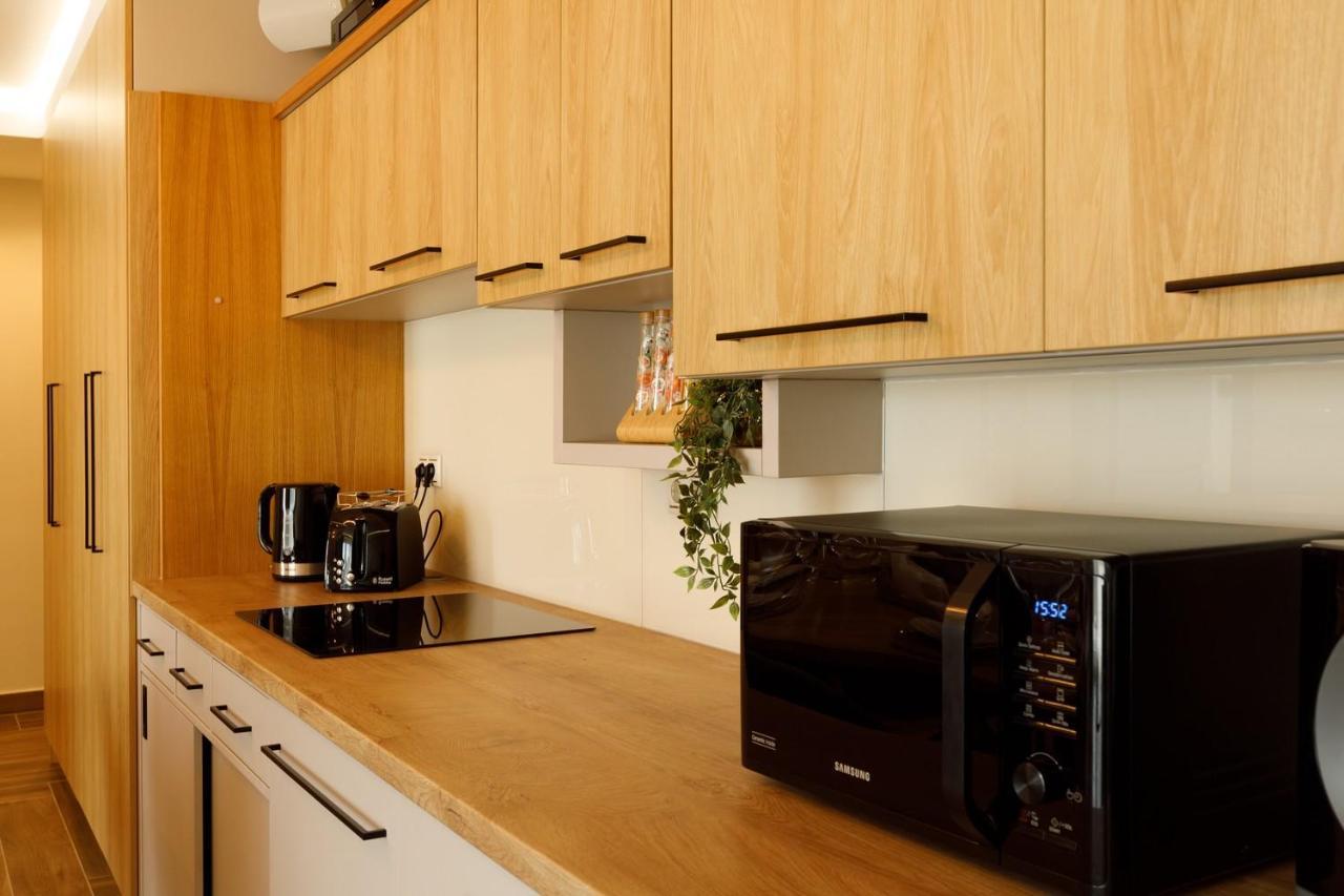 Royal Cafe Apartman Кестхей Экстерьер фото